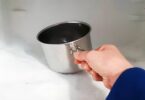 Congélateur, comment décongeler avec la méthode de la casserole en 5 minutes : un jeu d'enfant